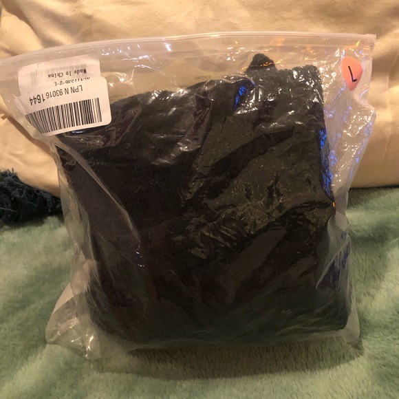 Two piece swimsuit - Picture 3 of 3